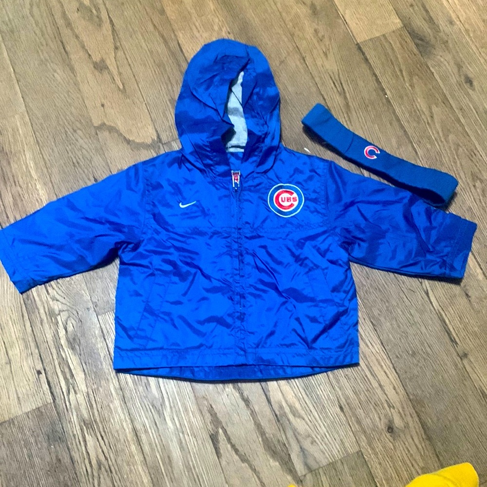 Nike team Cubs jacket & headband.  791W